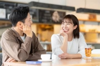 幼少期の両親の仲の良さは「自身の夫婦関係」へ大きく影響する？傾向があきらかに