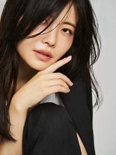 “となりの彼女”なで　初のグラビア写真集出版へ　大胆な美尻ショットを解禁