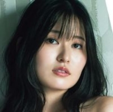 100センチIカップ　26歳美女がお尻を初解禁　セカンド写真集は「買って損はさせません！」