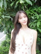 グラビア・オブ・ザ・イヤー2024の美女と一つ屋根の下　斎藤恭代のエロスに耽溺　グラビアフォトブック「女神のいる生活」