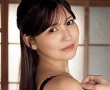 「88センチEカップとまん丸お尻　注目アイドルの見返りポーズにもうっとり　149センチのミニマムボディの破壊力がえげつない」の画像1