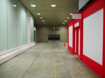 【要注意】新阪急ホテル停留所が閉鎖した結果…梅田の空港バス乗り場がややこしく　関西空港便、大阪空港便の出発停留所が別々に