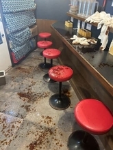 「殺人現場！？」深夜、人気ラーメン店の惨状に驚き　なぜこんなことに…？