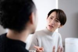 「もしかして浮気してる？」6割の人がしてしまう行動が、実は状況を悪化させていた…！その失敗パターンとは？