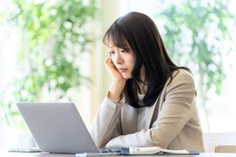 20代の9割以上がエージェント不信　転職したいのに相談できない20代を迷わせる「2つの壁」とは？