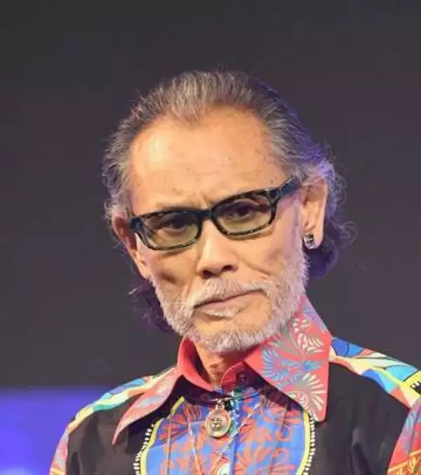 ホントに71歳！？片岡鶴太郎が最新ボディーを披露　研ぎ澄まされた筋肉美に「かっこよすぎです」「ストイックに鍛えた証」