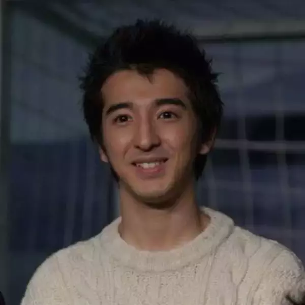 「享年67。死因は脳の癌でした」元子役の44歳俳優、母の死を報告　「時々、思い出してあげてください」