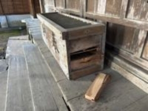 「また盗まれた」鍵をかけても壊される賽銭箱……地方神社が抱える深刻な現実