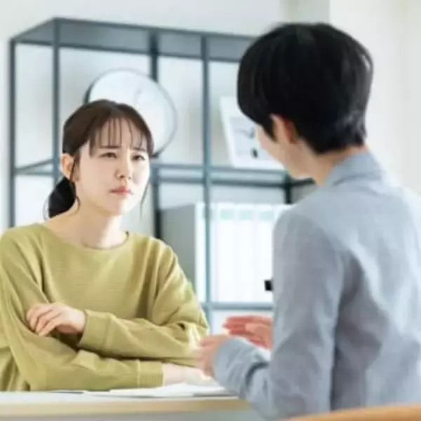 「遅番や祝日も勤務するのが正社員だ」第2子の育休明けに迫られた勤務条件の変更　会社の対応は許される？【社労士が解説】