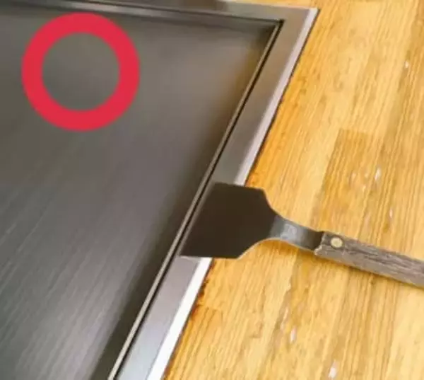 「危ないので絶対やめてください」広島お好み焼き店が「ヘラの置き方」注意喚起　“メニューが溶けた”経験談も