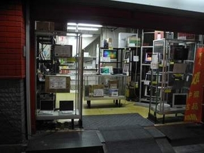 「こんなお店があったのか」かつて電気街だったアキバ　機械部品が並ぶ懐かしい景色…あの頃の街がGIF動画に　「昭和のまま時間の止まったよう」