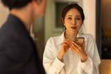 「初対面で「僕は貯金が2000万円ありますが、あなたは？」……第一印象で「ナシ！」　婚活で大事なポイントは？【男女200人調査】」の画像1
