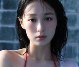 「「お尻の筋肉最高っす」「最高のヴィーナス」　ド迫力の美尻と雪のように白い肌　規格外の逸材グラドルが待望の1st写真集を報告」の画像1