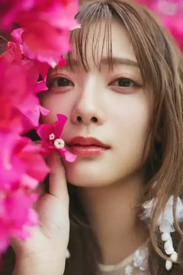 結婚式動画が大好きな櫻坂27歳美女　「夢だった」ゼクシィ表紙で花嫁姿披露　理想のプロポーズや夫婦像、新婚旅行はどこに行きたい？