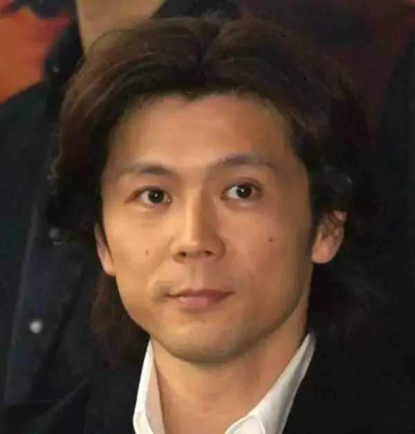 「渋すぎ」バレエダンサー熊川哲也54歳が髪型激変、長髪シルバーヘアで舞う「イケオジ」「びっくり」「蓄積された重厚感」