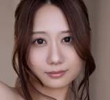 「ブラの肩紐はずし…元SKEの29歳美女、衝撃の透け感ランジェリー　「これまでお見せできていなかった姿も余すことなく」」の画像1