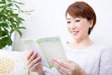 「2歳半の長男と生後2カ月の次男の母　母子手帳2冊をイラストでいっぱいに　見る人を楽しませる家族ストーリーに「かわいすぎる！」」の画像1