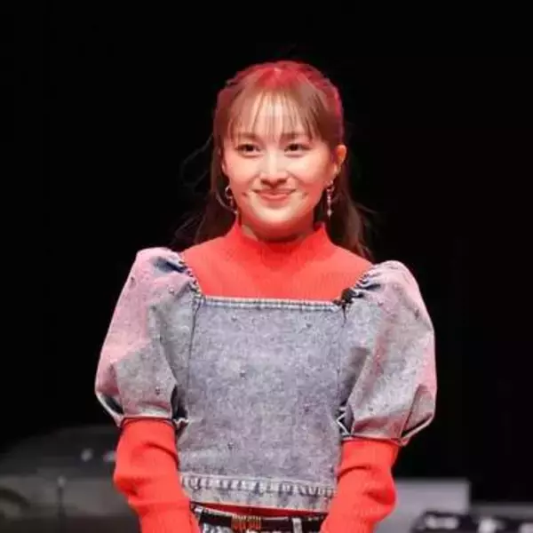 「いつもと違う」超人気アイドル、別人級にイメージ激変！　「ドキッとした」「あまりにも良い女すぎ」　2024年には電撃結婚