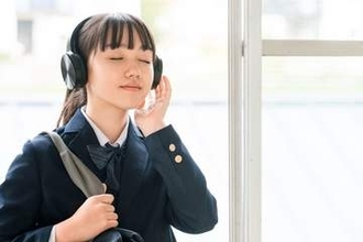 令和の若者に聞いた「2026年の夏に一番聴きたい曲」ランキング　2位はYUIの『SUMMER SONG』、1位は？