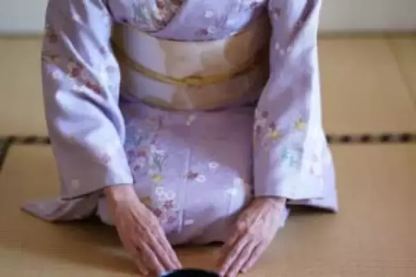 3位藤あや子、2位石川さゆり…着物姿が似合う女性有名人！1位は圧倒的支持の大物女優