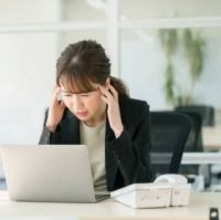 制服だったのに数日後から「オフィスカジュアルで」…急な服装の変更はアリ？【社労士が解説】