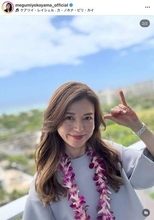 「すごいプロポーション」有名女優56歳、ハワイの海で美脚披露　「スタイル良すぎ！」「足細い」ファン絶賛