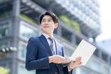 「【IT転職市場動向】コンサル求人倍率31.6倍、40〜50代転職者は3年で3倍　求められるのは「AIに負けない即戦力」」の画像1