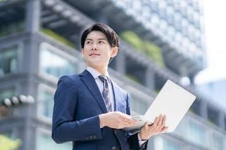 【IT転職市場動向】コンサル求人倍率31.6倍、40〜50代転職者は3年で3倍　求められるのは「AIに負けない即戦力」