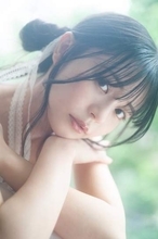 仮面ライダーで脚光の女優　30歳の節目で魅せた自然体な美貌　椛島光が2nd写真集で2年ぶりの水着姿披露