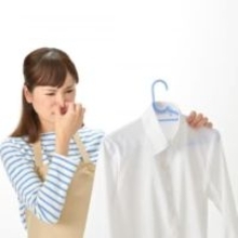 隣人がベランダで喫煙しているみたい→洗濯物にタバコ臭がするので、注意したら……　「自分の家だから自由だろう」と言われました、どうすれば？【弁護士が解説】