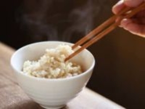 「玄米ご飯！白砂糖危険！」幼稚園園長の無添加信仰に戸惑い　「人は理想郷に住んでるんじゃない」