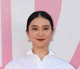 「「キレイで上品」昨年に第3子出産の32歳女優、気品あふれるモデル姿が話題　即「いいね」の夫TAKAHIROに「常に先越される…」の声も」の画像1