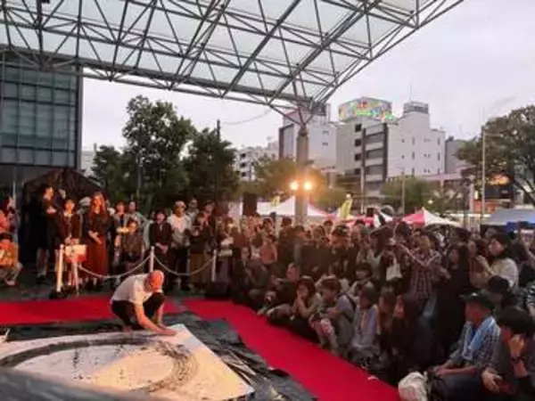 万博後も日本に残り続けるチェコ人アーティスト「日本は“精神のふるさと”」　世界へ広げたいテーマとは？