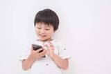 「子どもがいる、または妊娠中のママの約半数が「子どもにショート動画を見せている」…便利だけど、不安を感じるのはどんなこと？」の画像1