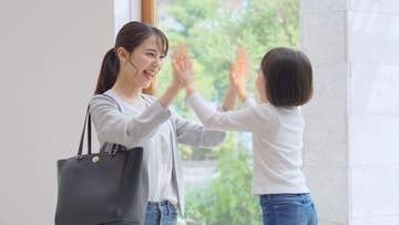 2027年から始まる「こどもNISA」　40代パート主婦、夫と10歳の子どもと3人暮らし　毎月3万積み立て…教育か老後か、どちらを優先？【FPが解説】