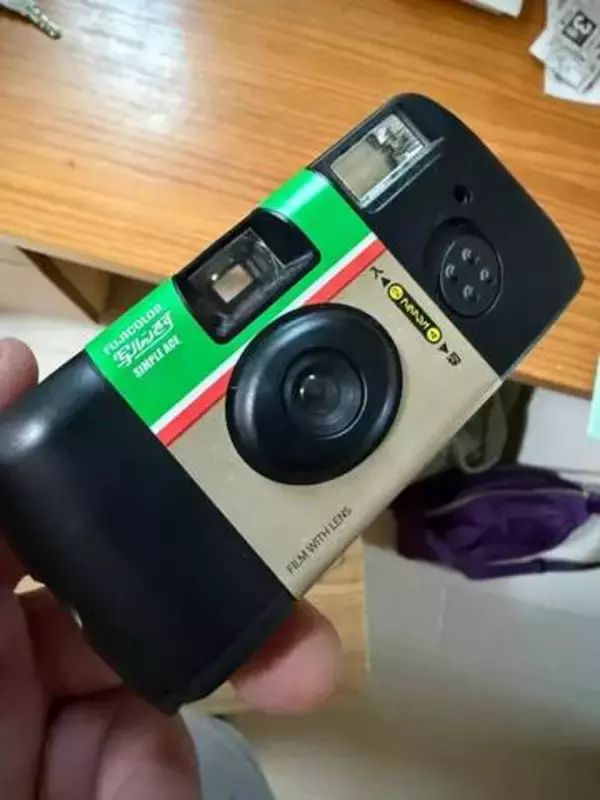 「写ルンです」現像に100キロ先まで！？　再ブームの一方で地方の現像所減少…「ココらでできる所はもう無いよ」