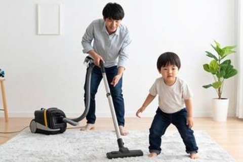 育休中の妻「忙しい」と嘆くと→夫「家にいるんだから時間あるでしょ」　育児・家事を1カ月間やって激変「気づいたのすごい」「もっと育児に参加してほしい」