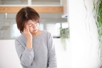 50歳の8割超が衰えを実感　半数が記憶力の低下を自覚