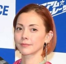 土屋アンナの母、眞弓さん死去　写真家が報告「アンナさんからお電話で」「江戸っ子でチャキッとして」「とてもお優しい方」ステージ4のがん公表