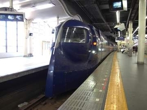 なにわ筋直通、南海の新型空港特急はヨーロッパ風　車両デザインのパートナーはイタリアのピニンファリーナ社