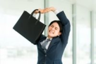 2025年残業時間が最も少ない職種は「医療事務」で10.5時間　最も多い職種は？