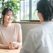 「デートの練習に付き合って」 好意を抱く9歳上の元上司からの誘い　このチャンス、どうすれば交際に発展できる？【恋愛カウンセラーが解説】