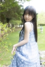 148センチのライブアイドル・新居歩美　希望の撮影シチュエーションを自らイラストに　こだわりの詰まった初写真集