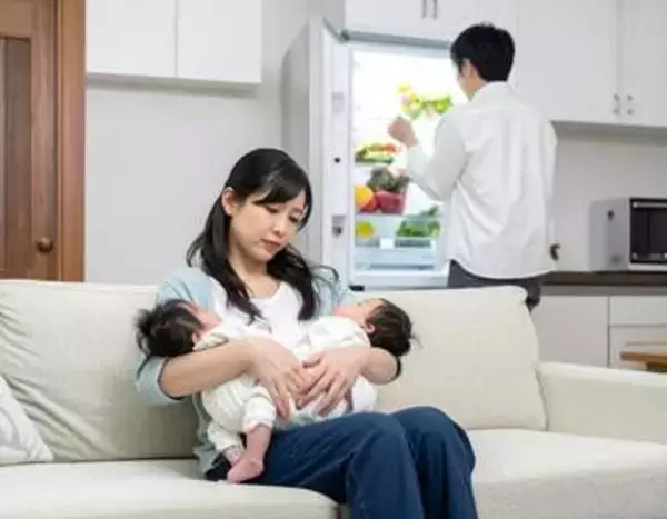 “1歳双子”で大変な妻に、夫「弁当“ぐらい”自分で作るよ」→その後のひとことに……　怒りの声が続出「なんで、こんな失礼な言い方」「悲しきモンスターだった」