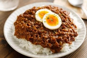 「キーマカレー」専用ルウ好調　第2次ブーム到来？　ハウス食品「懐の深いメニュー」…人気の理由聞いた