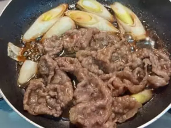 エリックサウス総料理長が伝授「台所で、ひとり立ったまま」楽しむ「キッチンすき焼き」とは！？「すごく幸せな気持ちになりました」