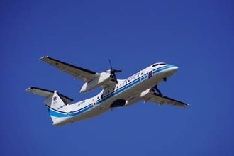 1500キロ沖の漁船で急病人→海自ヘリで硫黄島→海保飛行機で羽田空港→救急隊が病院搬送　世界唯一の洋上救急システムとは