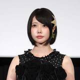 「あのちゃん、雨の日のショーパン姿に「雨が似合う」「脚めっちゃきれい！」「水も滴る良いアーティスト」　幻想的な近影が話題」の画像1