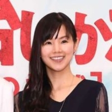 「毎日抜け毛がすごい時もありました」47歳女優、髪の悩みを赤裸々に告白　「コンディショナーはもう、15年以上使っていません」