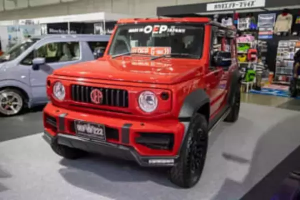 気になったジムニーは「公道走行不可」で「販売可」！？　大径タイヤや化粧ナンバー…夢を見せる「展示仕様車」の意外な実情